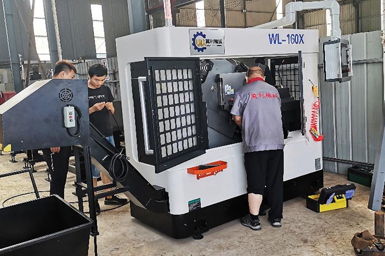 圆锯机工作实拍